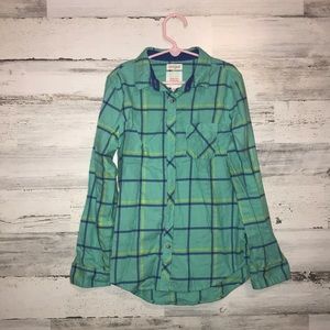 Girls long sleeve flannel shirt